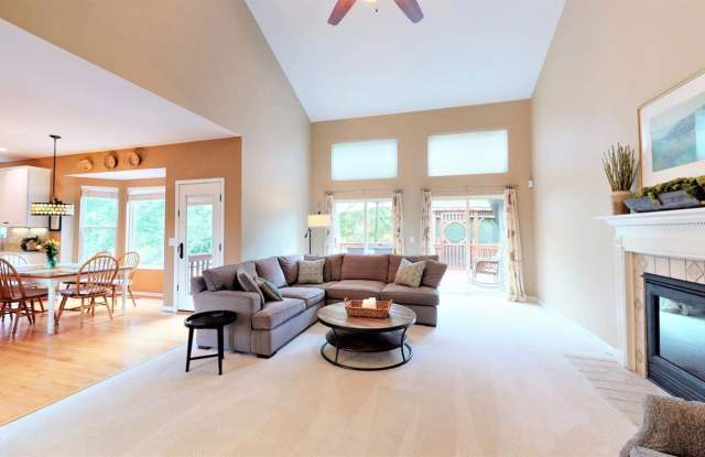 6175 Cloverwood Drive