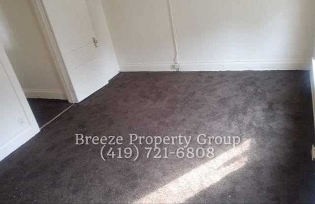 1434 Ontario St - 4beds 2baths