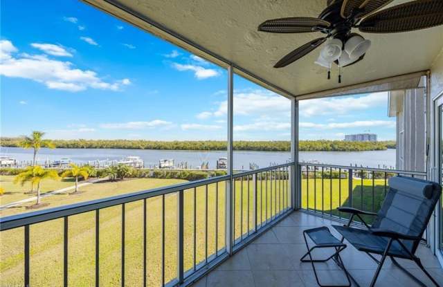 309 Goodlette-Frank Rd S