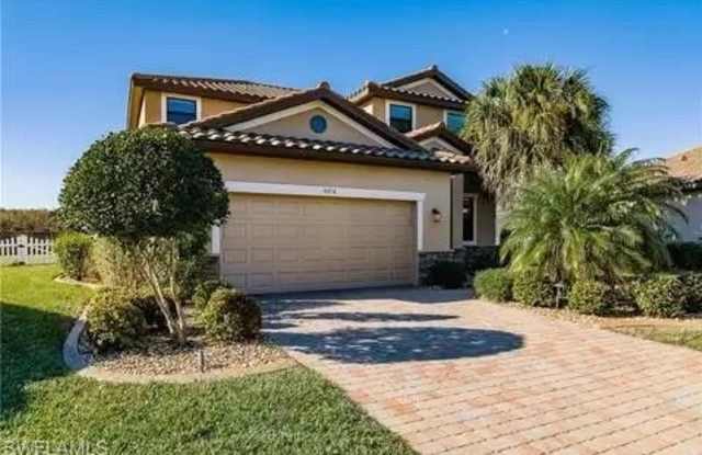 9374 W Murano Ct