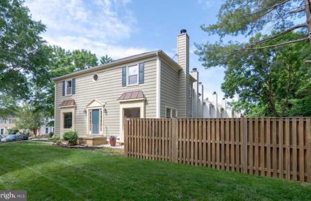6120 OLD BRENTFORD Court