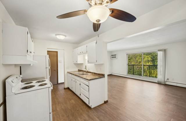 Photo of Edina Manor