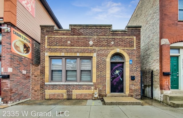 2335 W Grand - 2335 West Grand Avenue, Chicago, IL 60612