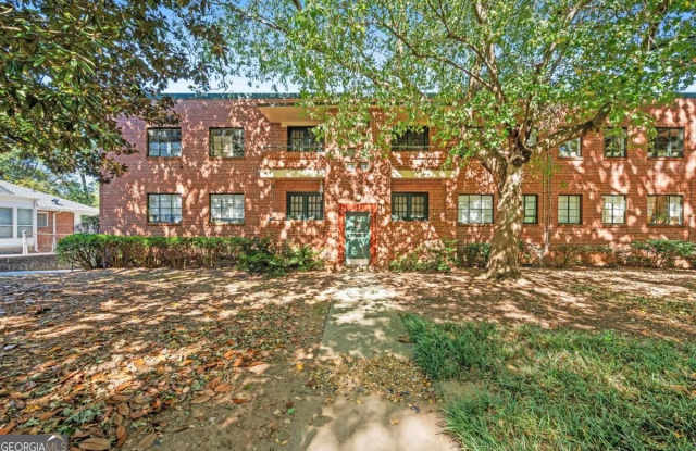 1370 Chalmette Drive NE unit: 2