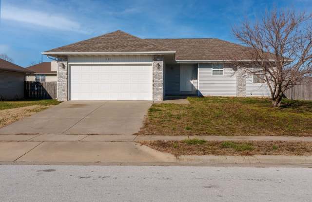 3-Bed, 2-Bath Home for Rent in Northeast Republic – Close to Hwy 60
