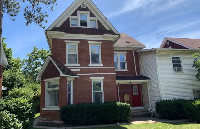 Photo of 102 W. Nittany Ave.