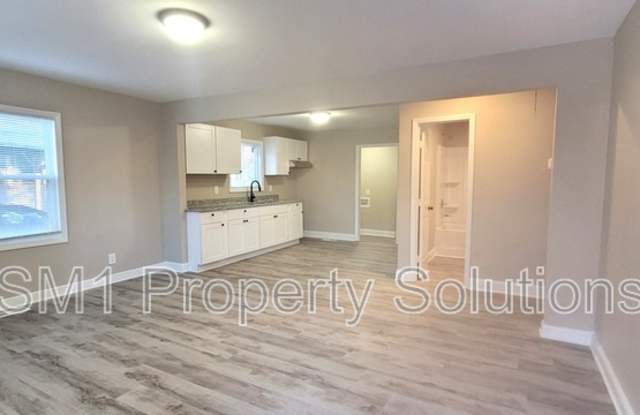 2404 Williams Avenue