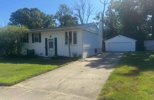 Photo of Charming 4 Bedroom/2 Bathroom Home in Edgewood, MD!