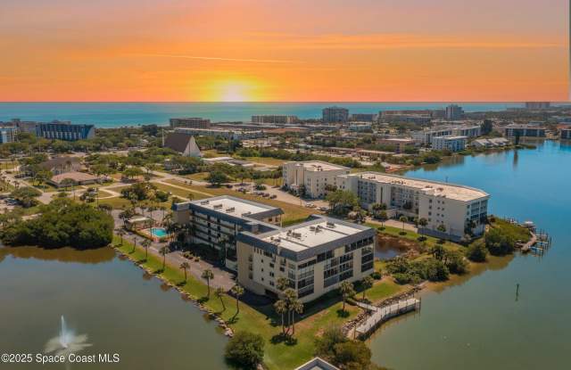 190 Escambia Lane unit: 402