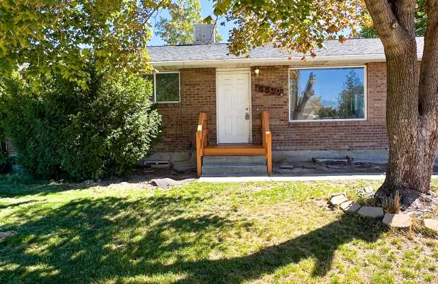 5333 Peachwood Circle