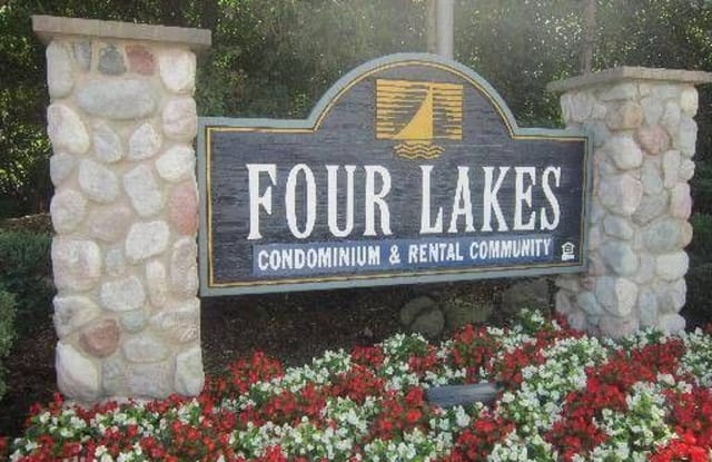 5512 E Lake Dr Apt A - 5512 E Lake Dr, DuPage County, IL 60532