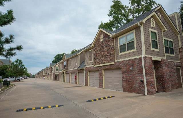 835 S Donaghey Ave Unit C31