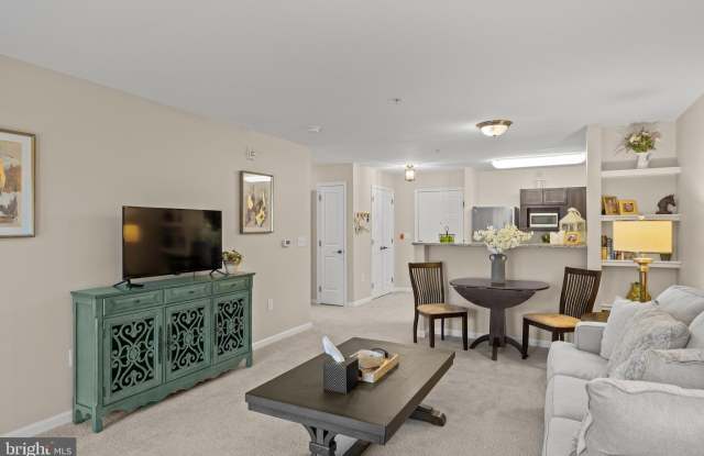 Photo of 170 GREENTREE Road unit: 2232