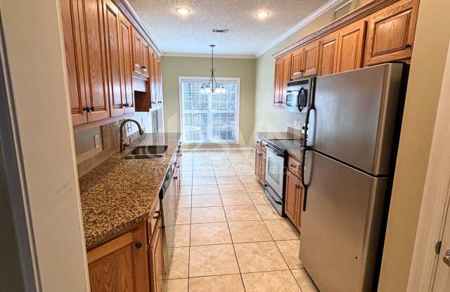 1712 Spring Hill Place Apt D