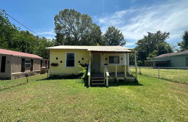 Remodeled 3 Bedroom House