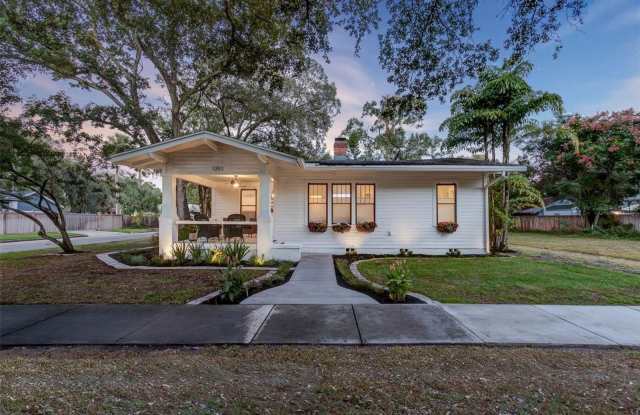 1201 S PALMETTO AVENUE