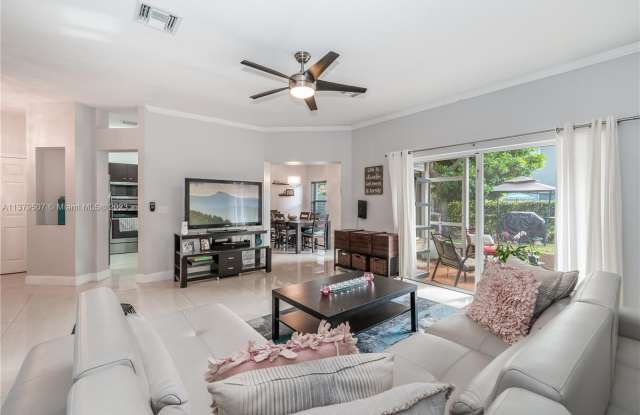 5675 NW 120th Ter
