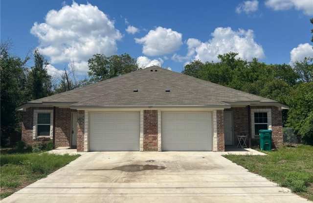 117 E Valley Road
