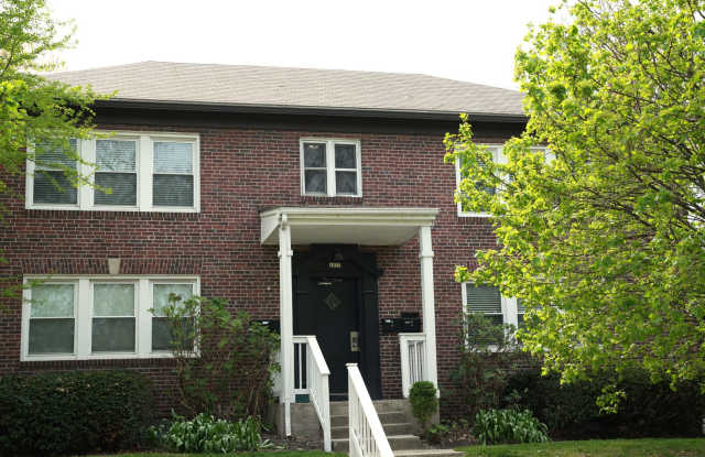 1377 Northwest Blvd - Apt B