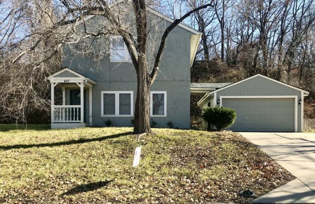 407 Ridge Drive - 407 Ridge Drive, Sugar Creek, MO 64054