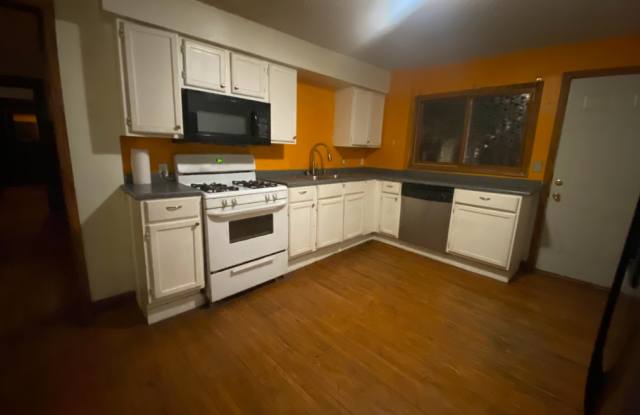 3420 Portland Avenue - 1