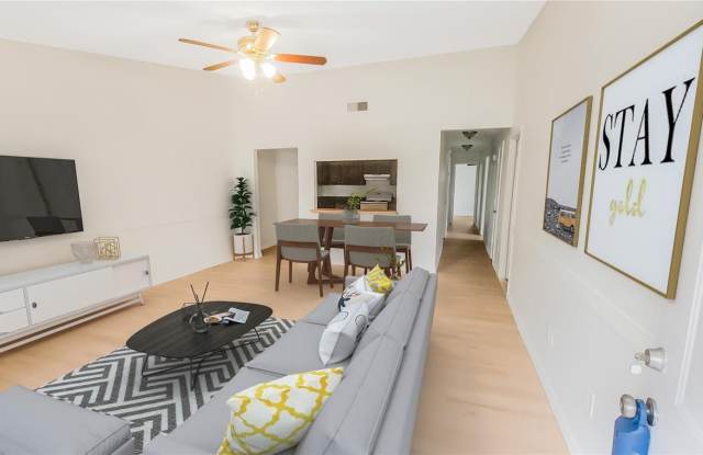 22755 PENNY LOOP