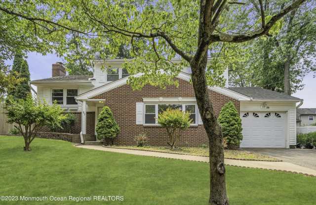 69 Shady Nook Drive