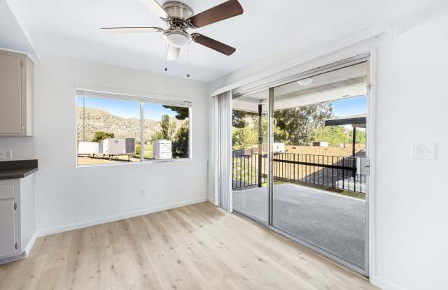 Move in Special $500 Deposit and One Month Free!