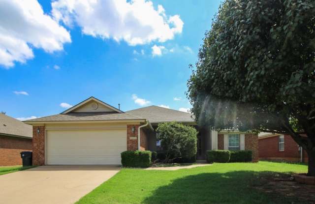 Photo of Beautiful Home in Edmond Community