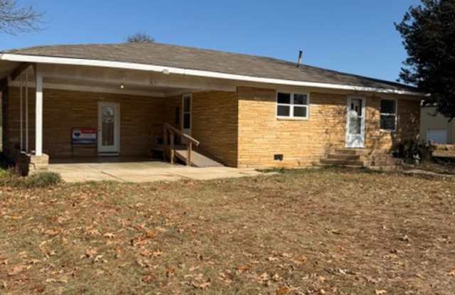 Photo of 2 Bed / 1 Bath Home in Newark | Newly Updated