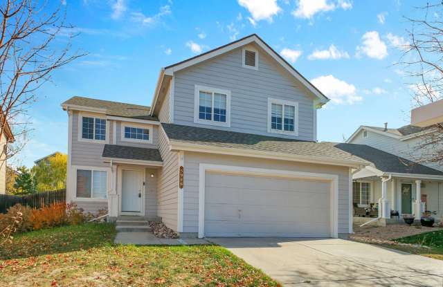 4bedroom in Cherry Creek Schools, new carpet, new paint, central A/C