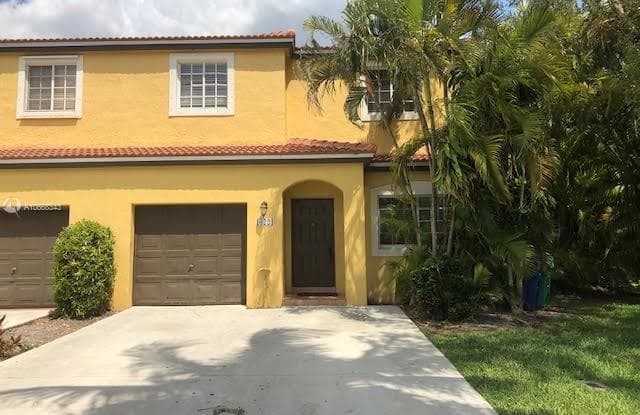 10221 SW 18th St - 10221 Southwest 18th Street, Miramar, FL 33025