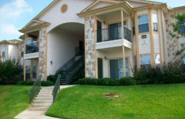 Photo of 19788 Highway 105 West