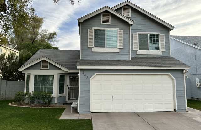 233 South Rush Circle East