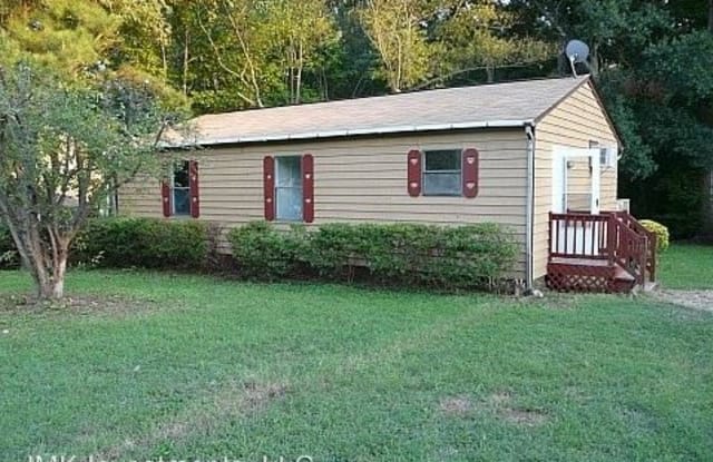 2261 Ives Ln - 2261 Ives Lane, Manchester, VA 23235