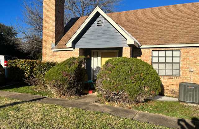 Photo of Cute 1/1 Close to Downtown!!