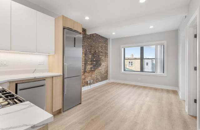 Photo of 1554 W Juneway Terrace