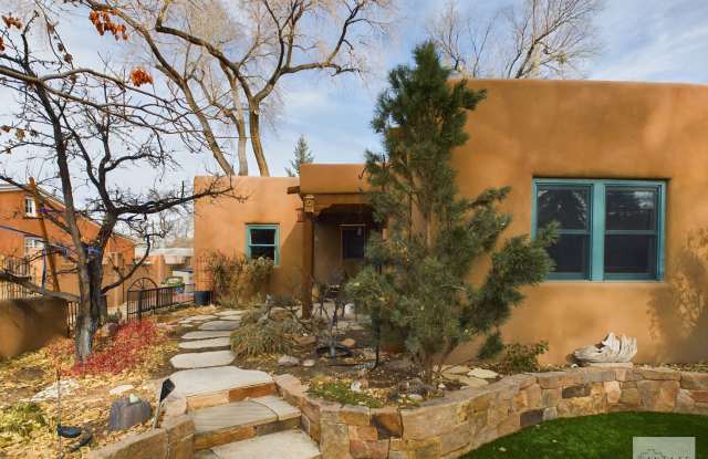 Fully Furnished 2 Bedroom Home in South Capital Available Now!