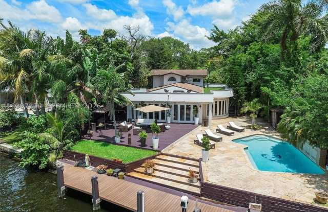 800 SW 12th
