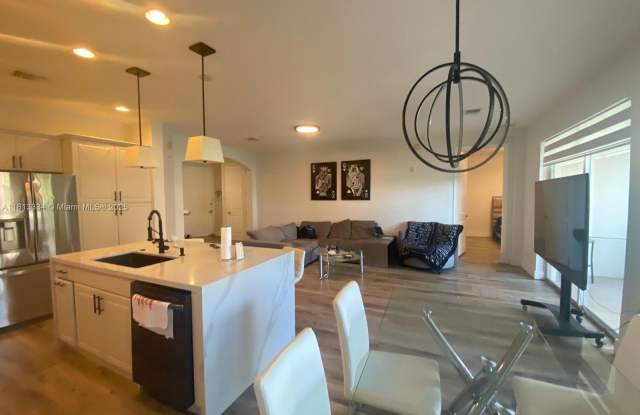 Photo of 2955 NW 126th Ave
