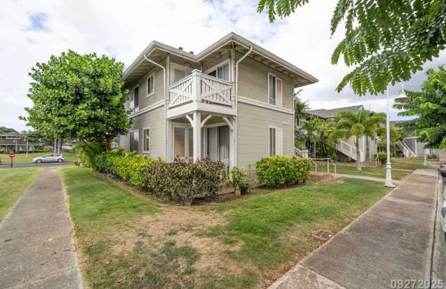 $3,100 / 2br - 953ft2 - Charming and updated 2BR/2BA/2PKG townhome unit in Kekuilani Villas (Kapolei)