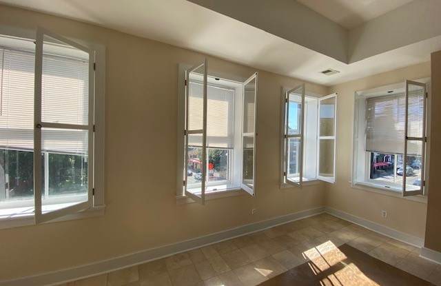 Photo of 1203 31st St Nw