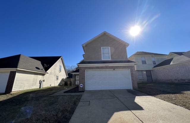 4682 Royal View Dr - 4682 Royal View Drive, Shelby County, TN 38128