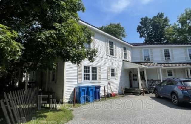 Photo of 85 Manhattan Drive - 4