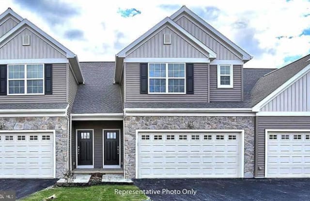 1803 SHADY LANE - 1803 Shady Ln, Mechanicsburg, PA 17055