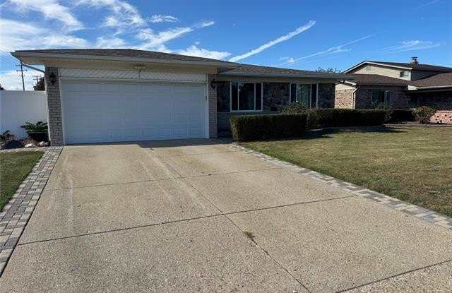 Photo of 43005 FREEPORT Drive