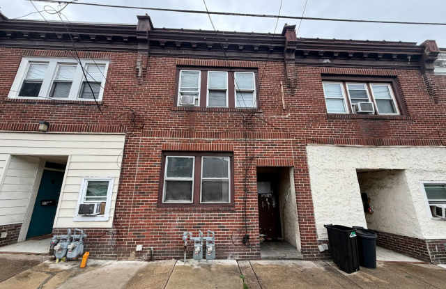 Stunning 1-Bedroom Home in the Heart of Collingdale! Available NOW!