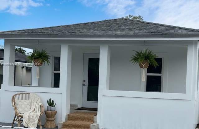 Photo of 81 NW 44th St