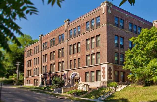 Moline High School Lofts