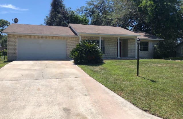 714 Red Coach Ave. - 714 Red Coach Avenue, Deltona, FL 32725